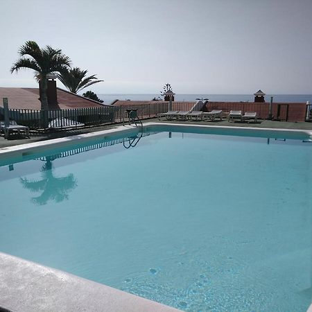 2 Calle Las Azucenas Playa Del Aguila  ภายนอก รูปภาพ